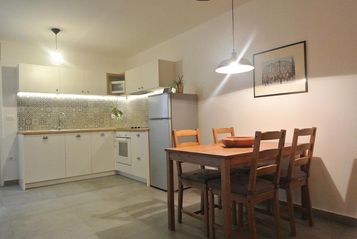 Apartments Sofia Банджоле Экстерьер фото